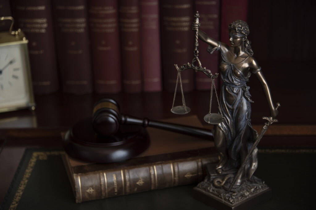 CRO11 25 Criminal Defense Lawyer Near Sacramento Light Rail 2